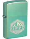 Zapaľovač Zippo s logom napodobňujúcim nášivku národných parkov. Zippo je kovový benzínový zapaľovač s doživotnou zárukou a viac ako 90 ročnou tradíciou. Tieto kvalitné zapaľovače sa vyrábajú výhradne v USA.