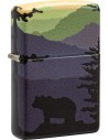 Zapaľovač Zippo s obrázkom medveďa, ktorý je potlačený unikátnou 360° technológiou. Zippo je kovový benzínový zapaľovač s doživotnou zárukou a viac ako 80 ročnou tradíciou. Tieto kvalitné zapaľovače sa vyrábajú výhradne v USA.